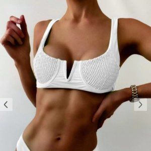 Women's Trendy White Bikini (NEW)